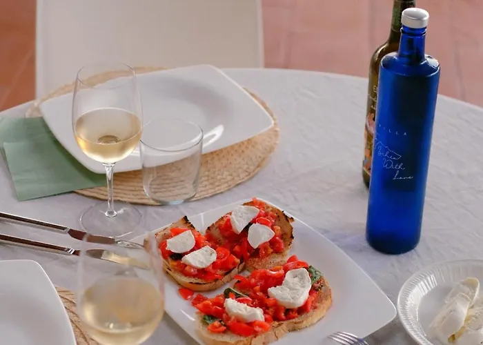 To With 伊斯基亚