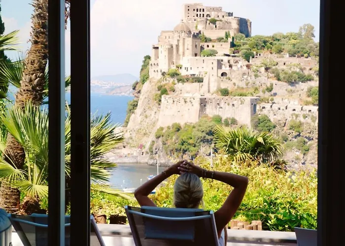 To With * 伊斯基亚